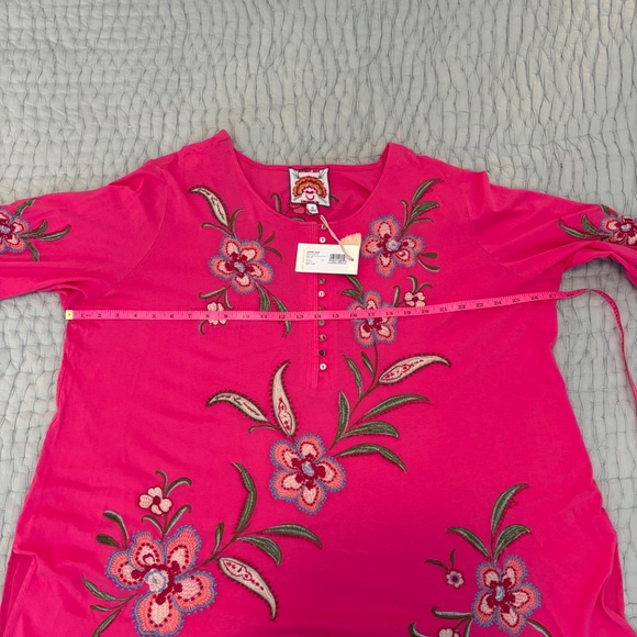 Johnny Was LIBBI 3/4 SLEEVE BUTTON FRONT TEE 2X - Picture 9 of 10